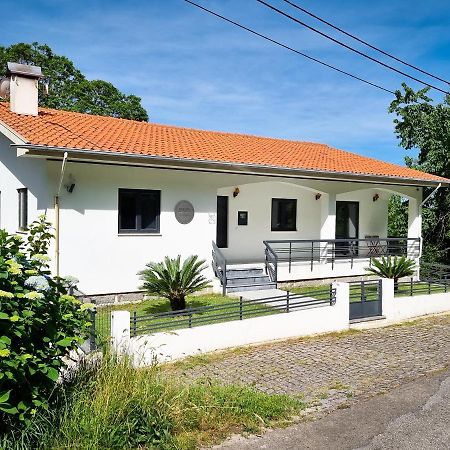 Casa Da Ameixieira Arouca Luaran gambar
